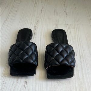 Bottega Veneta Black Quilted Sandals
